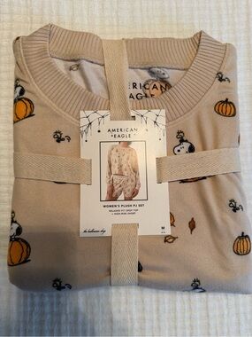 NWT AE Fall Snoopy PJ’s
